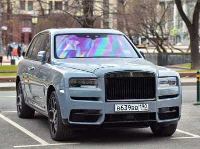 Косметический кэш на колёсах: как CULT3 и Iverylab превращают уход за кожей в Rolls-Royce Cullinan и Lamborghini Urus