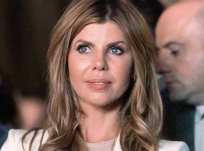 От позиции мэра до губернаторства: как Евгения Уваркина использует связи с силовыми структурами и фиктивные сделки для своего обогащения