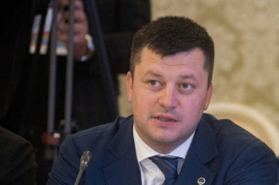 Глава Уфы Ратмир Мавлиев арестован по подозрению в коррупции при распоряжении муниципальной землёй