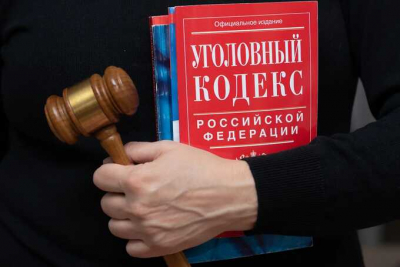 В Ростовской области бывший полицейский и посредник осуждены за коррупцию при выдаче водительских удостоверений