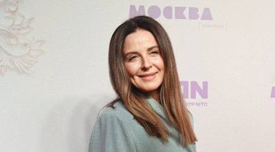 Слезы градом, макияж размазан: певица Власова рассказала о ссоре с продюсером