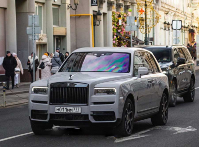 Непрозрачные доходы Михайлова и АО Ам Групп: Rolls-Royce и вывод капитала