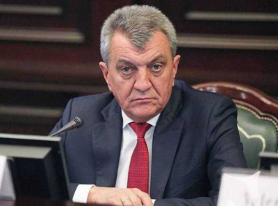 Семейные связи и клановость на практике: сын главы Северной Осетии Меняйло получил пост, контролируя откаты и государственные контракты