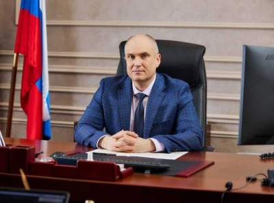 Как замглавы казначейства Александр Суконкин оформляет роскошь на детей