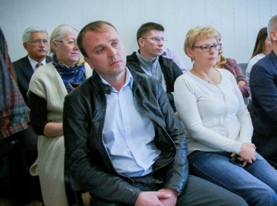 Владимир Мурашкин и ОПГ: депутат с пистолетом и криминальным прошлым, разрушающий горсовет Миасса