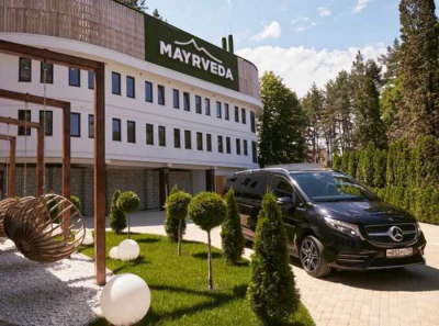 Мандат за гостиницу: как семья Чичкановых строит бизнес через связи и офшоры