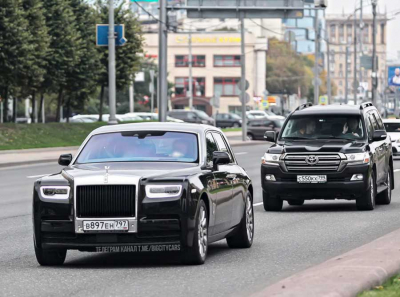Роскошь на номинале: Rolls-Royce Phantom VIII, Garden Ring Hotel и теневая бухгалтерия ГК Кронверк