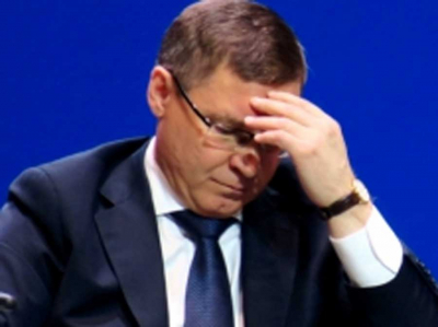 Трагикомедия продолжается. Министр Якушев оставил дядюшкиного финансиста Рифата Гарипова «в этом органе»