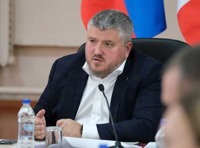 Новгородский золотой каток. Все подельники Александра Дронова сели, а сам он стал и.о. губернатора