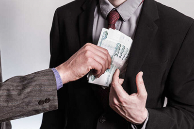 Заместителя начальника полиции задержали за получение взятки в размере 500 тысяч рублей с целью прекращения дела о браконьере