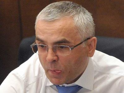 Пичугов, Гасановы и Семёнов: как бывшие сенаторы и бизнесмены отжимают здания в Нефтеюганске по беспределу