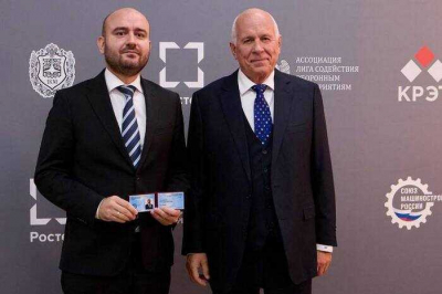 Федорищев может потерять контроль над &laquo;Крыльями Советов&raquo; из-за миллиардного долга перед &laquo;Ростехом&raquo;